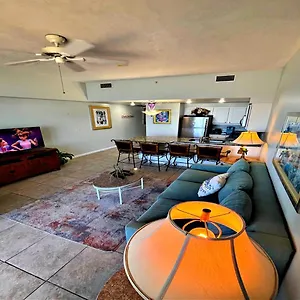 https://wyndham-ocean-walk-1909.thedaytonabeachhotels.com